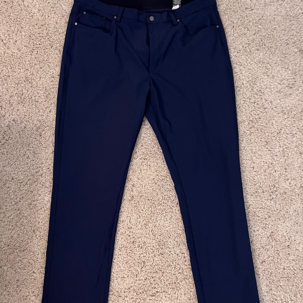 Greg Norman Men's Blue Dri-Fit Golf Pants - Size 38x32
